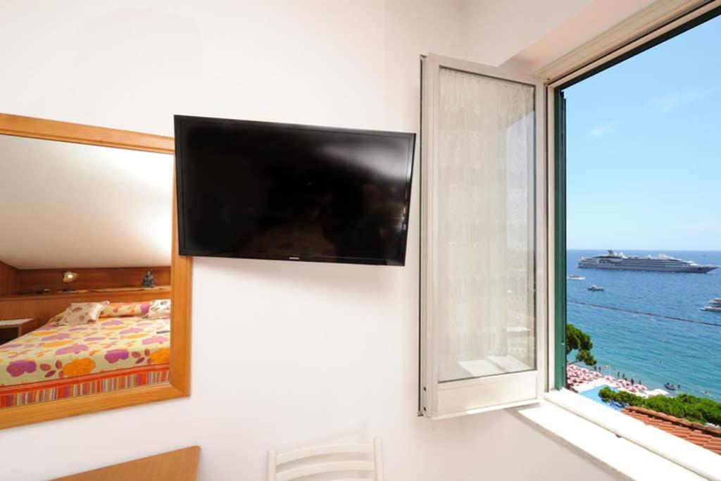 Mamma Rosanna - Apartment In Amalfi With Terrace Экстерьер фото