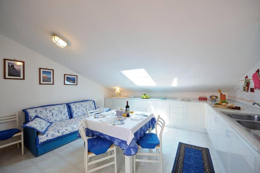 Mamma Rosanna - Apartment In Amalfi With Terrace Экстерьер фото
